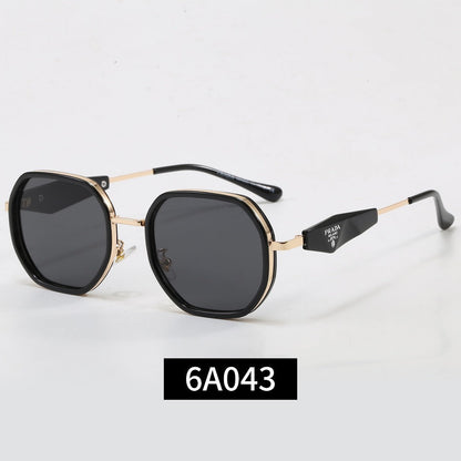 Geometrische Metallrahmen-Sonnenbrille, Dreieck-Detail UV400 Polarisierte Fashion Shades 6A043