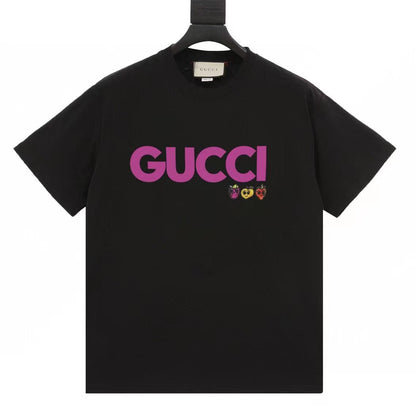 T-Shirt mit Erdbeerdruck