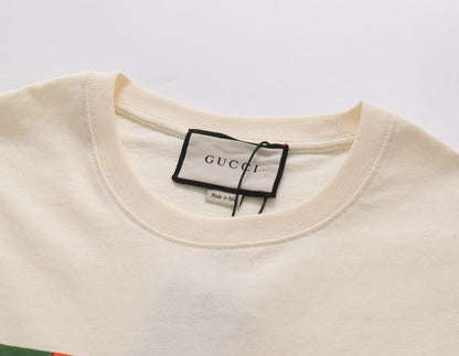 Bedrucktes T-Shirt