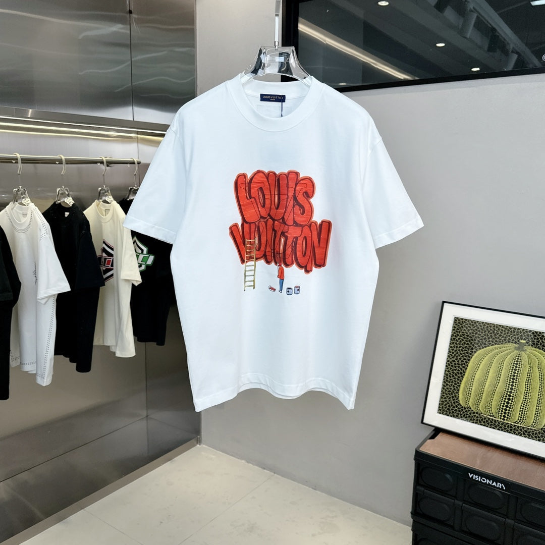 T-Shirt mit Graffiti-Buchstaben-Muster