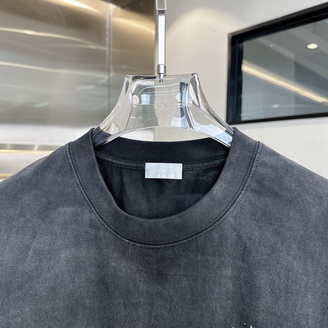 Distressed-Design-T-Shirt