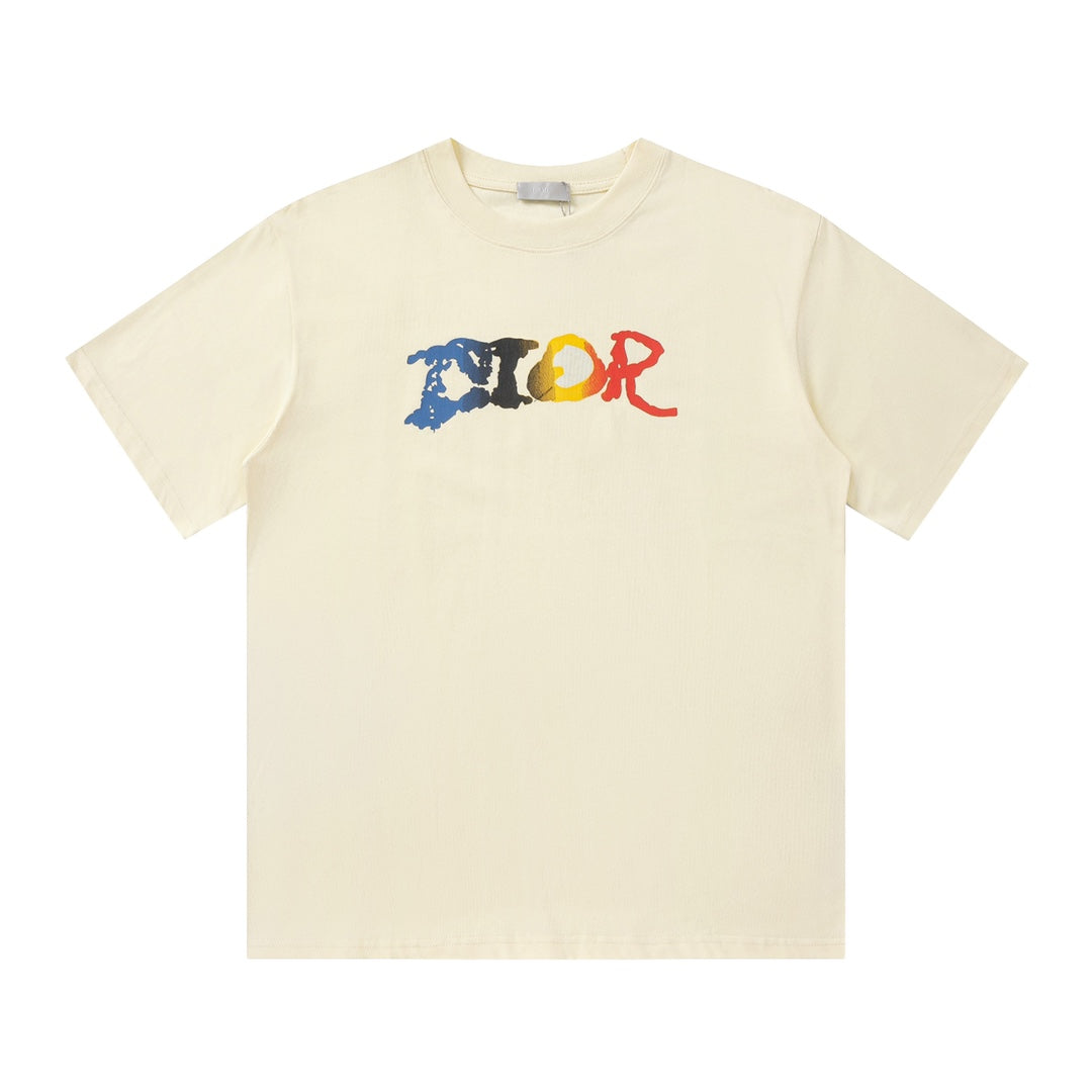 T-Shirt mit Buchstaben-Farbverlauf