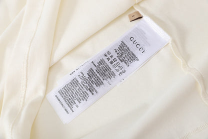 T-Shirt mit Schulterstreifen