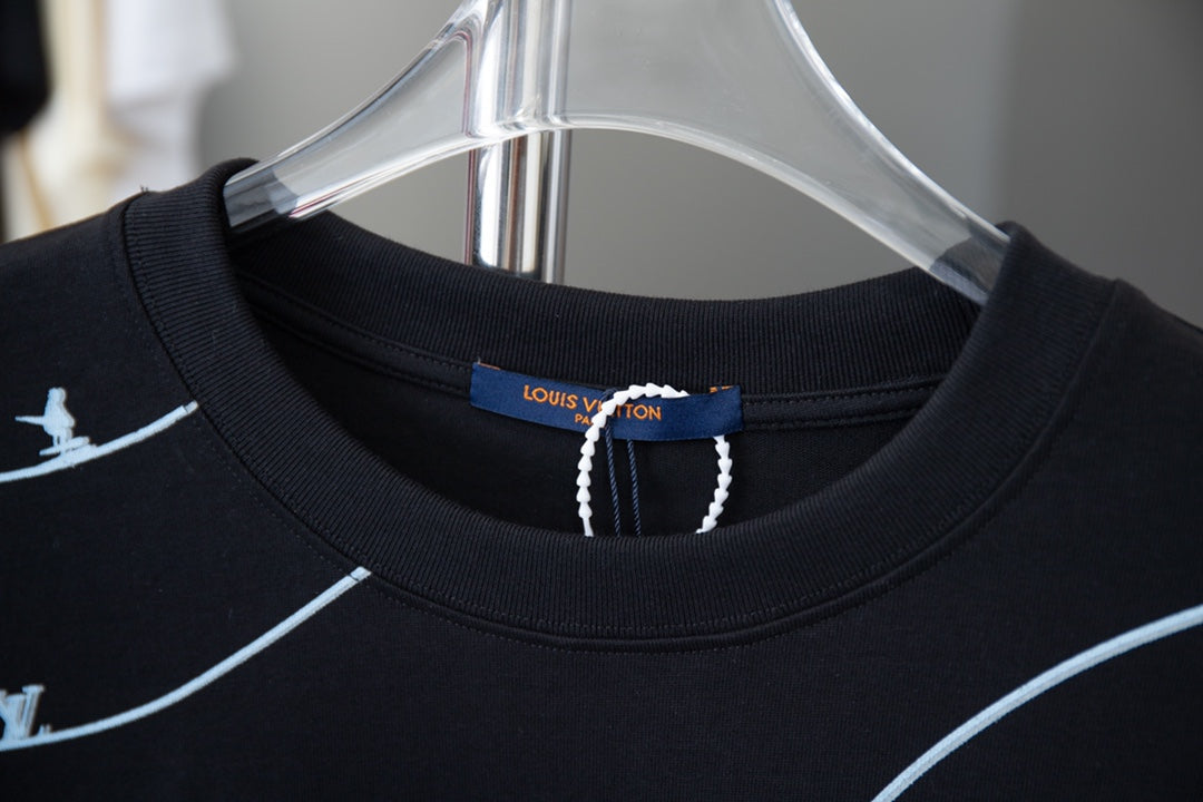 T-Shirt mit Liniendesign-Print