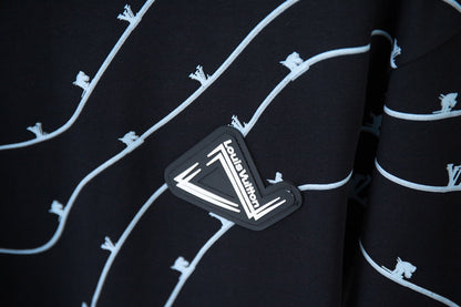T-Shirt mit Liniendesign-Print